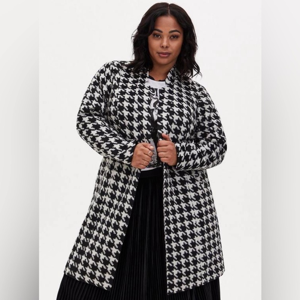 Torrid Women's Black and White Houndstooth Wool Coat size 1 plus - Picture 2 of 10